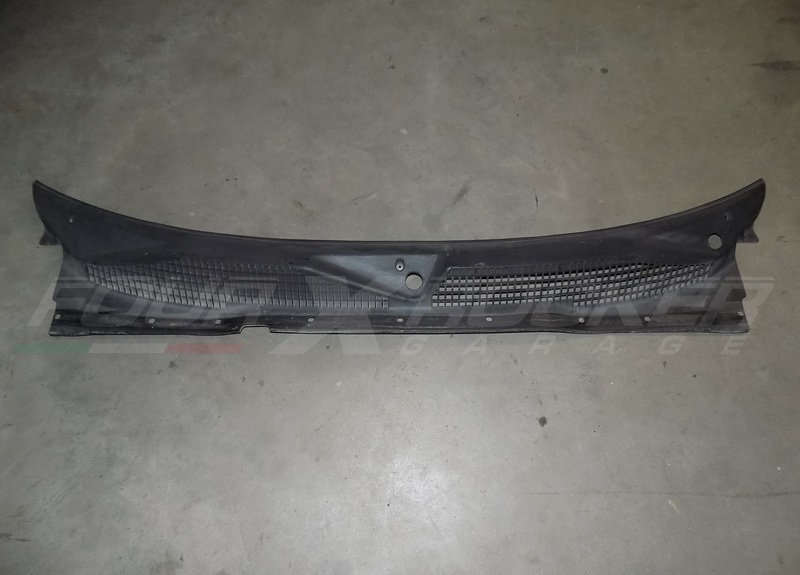 Gocciolatoio griglia sottoparabrezza 66862-0F000 Nissan Terrano 2 97>99