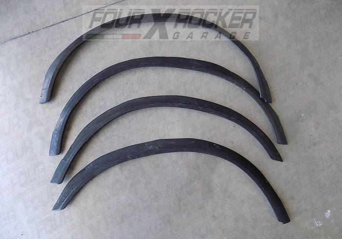 Kit N°4 parafanghini Suzuki Samurai - Santana - SJ 410 - 413 (ponti stretti)