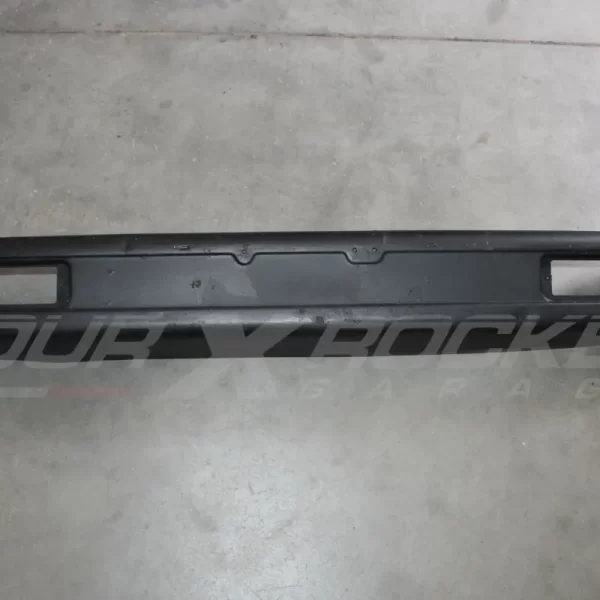 Paraurti anteriore Suzuki SJ 410 - SJ 413 (ponti stretti)