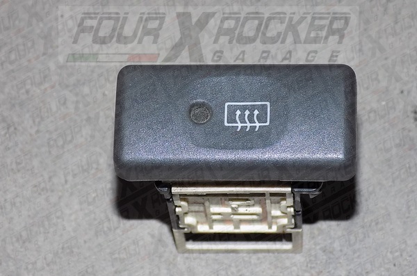 Tasto pulsante interruttore spanna sbrina lunotto Nissan Terrano 2 97>99
