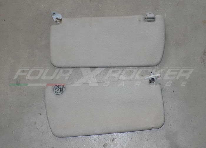 Coppia alette parasole Nissan King Cab D21 - immagine 2