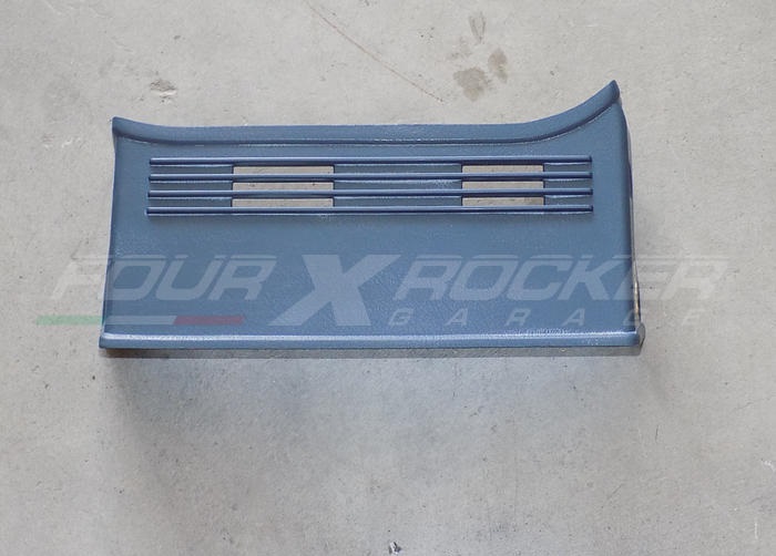 Cover modanatura coperchio diffusore bocchettone aria stufa inferiore centrale Nissan King Cab D21 / Tipo 2