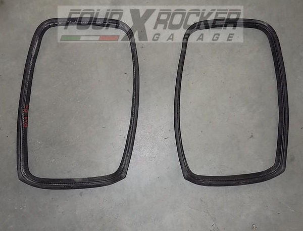 Guarnizione vetri cristalli voletti posteriori carrozzeria Nissan King Cab D21