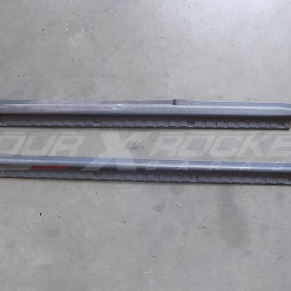 Coppia battitacco anteriore Daihatsu Feroza 1.6