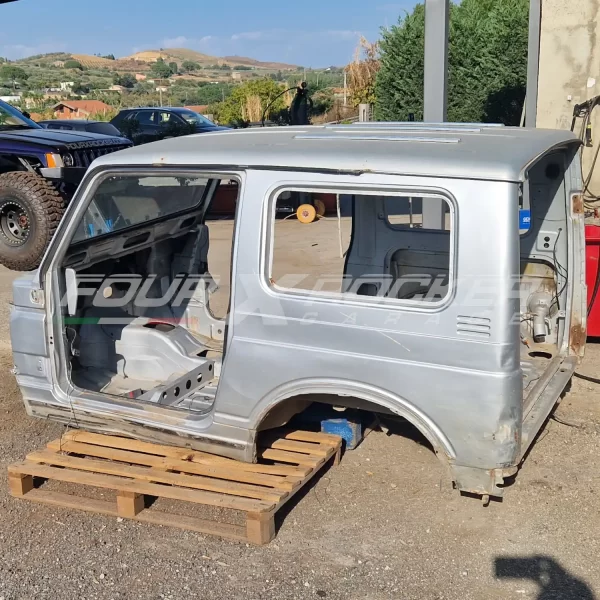 Carrozzeria cabina scocca Suzuki SJ 410 Berlina 86>88
