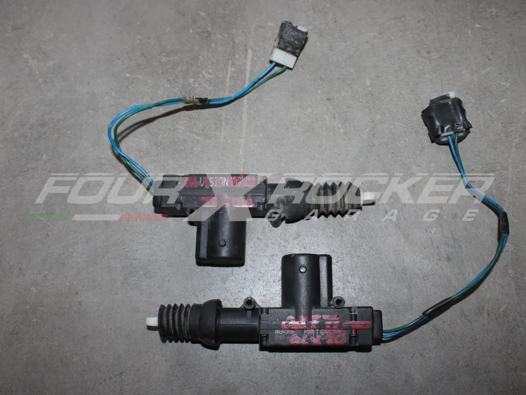 MB685019 Relè Di Controllo Chiusura Centralizzata Auto Per Mitsubishi Pajero Shogun Mk2 V31 V32 V33