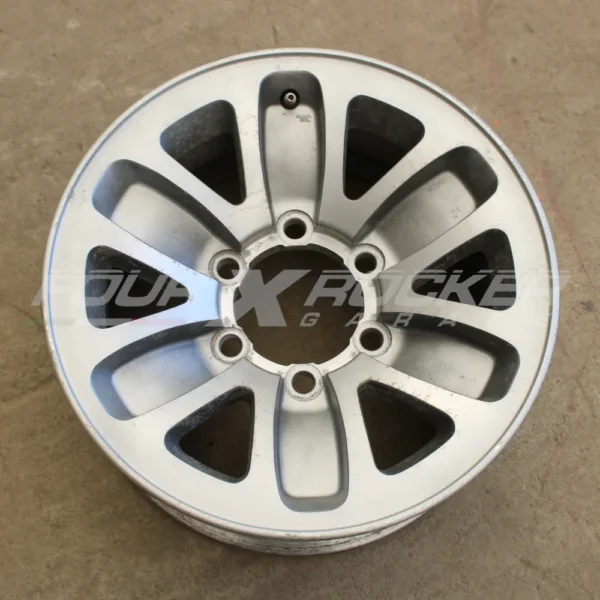 N&deg;1 cerchio in lega 15x7 Mitsubishi Pajero